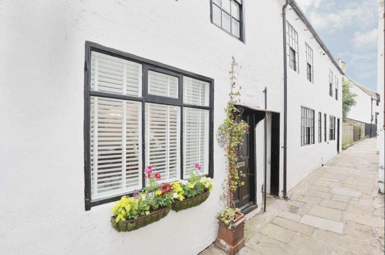 Whitby Boutique - Mast Cottage מראה חיצוני תמונה