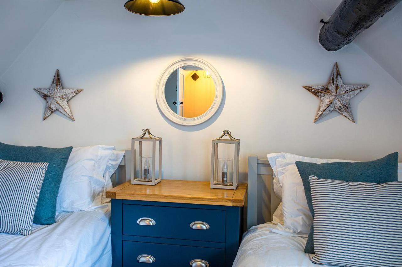Whitby Boutique - Mast Cottage מראה חיצוני תמונה