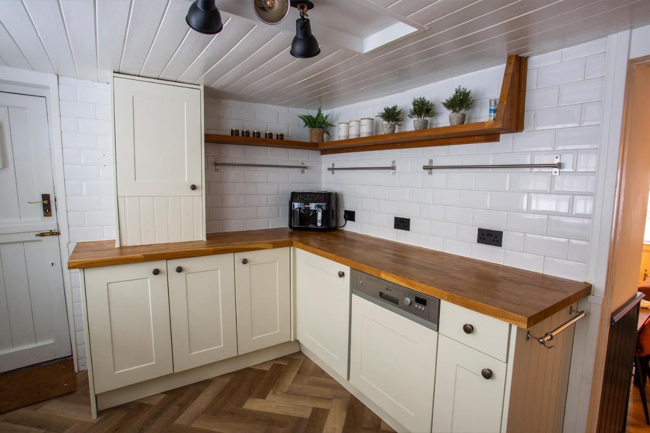 Whitby Boutique - Mast Cottage מראה חיצוני תמונה